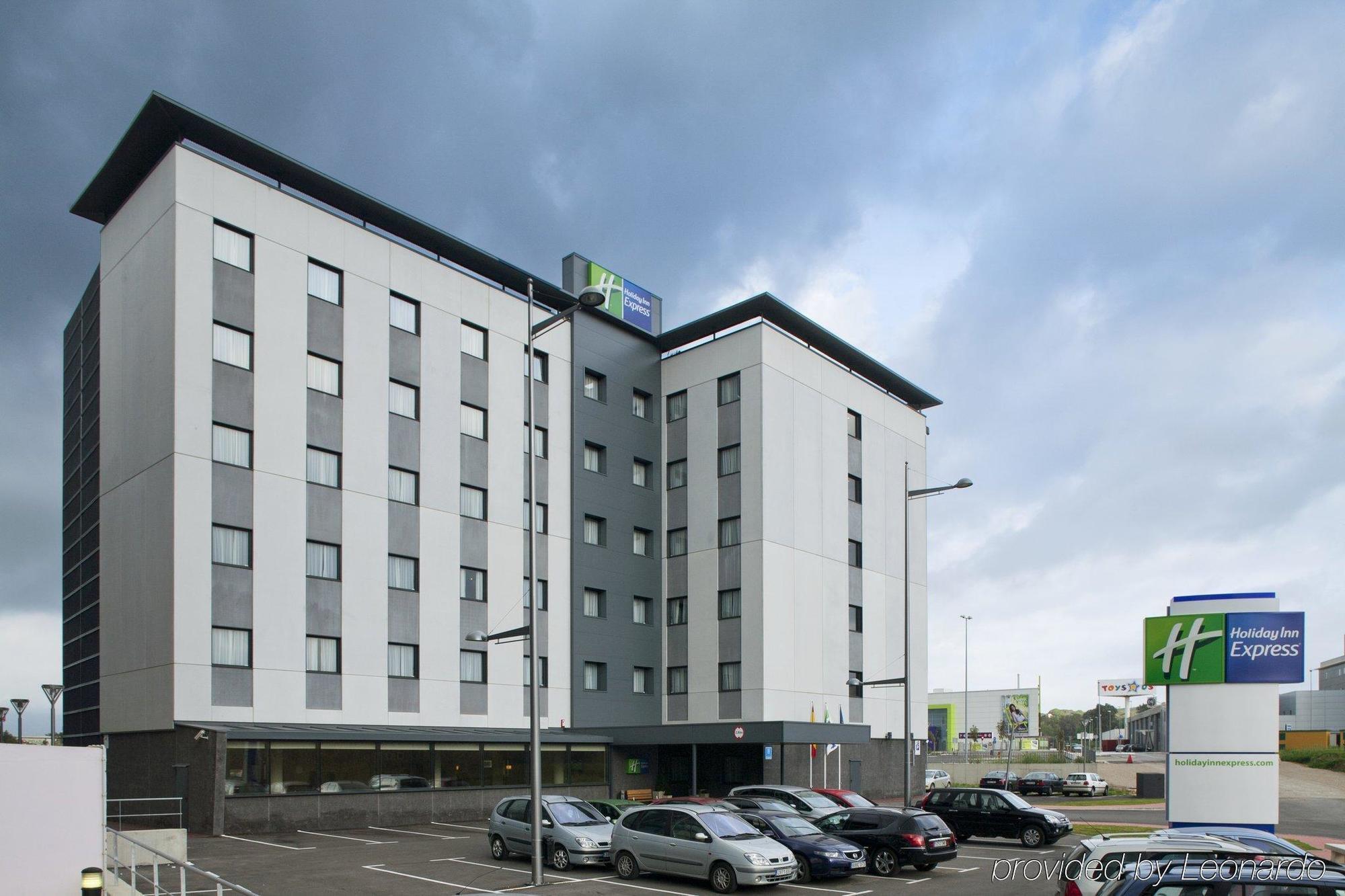 Holiday Inn Express Campo De Gibraltar-Barrios By Ihg Los Barrios Ngoại thất bức ảnh