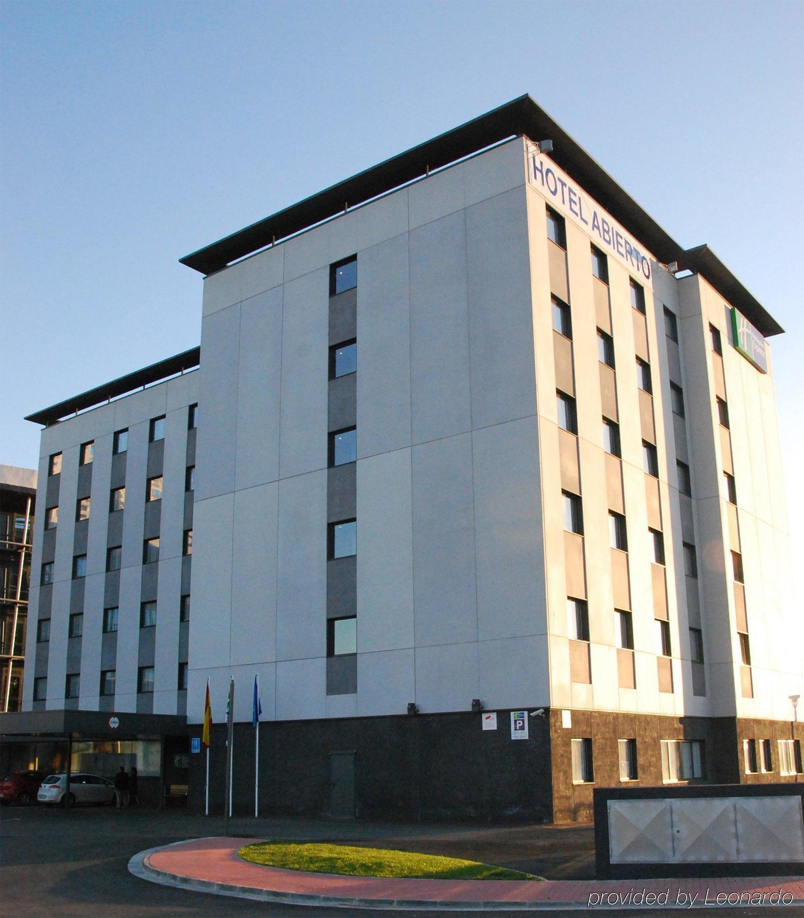 Holiday Inn Express Campo De Gibraltar-Barrios By Ihg Los Barrios Ngoại thất bức ảnh