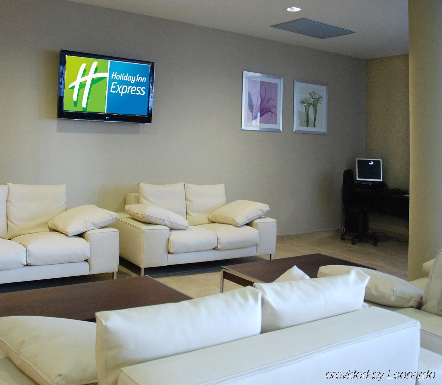 Holiday Inn Express Campo De Gibraltar-Barrios By Ihg Los Barrios Nội địa bức ảnh
